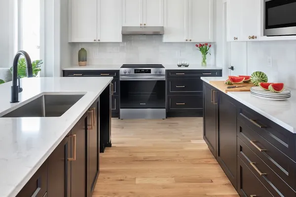 Watercolour Benson Bungalow kitchen view