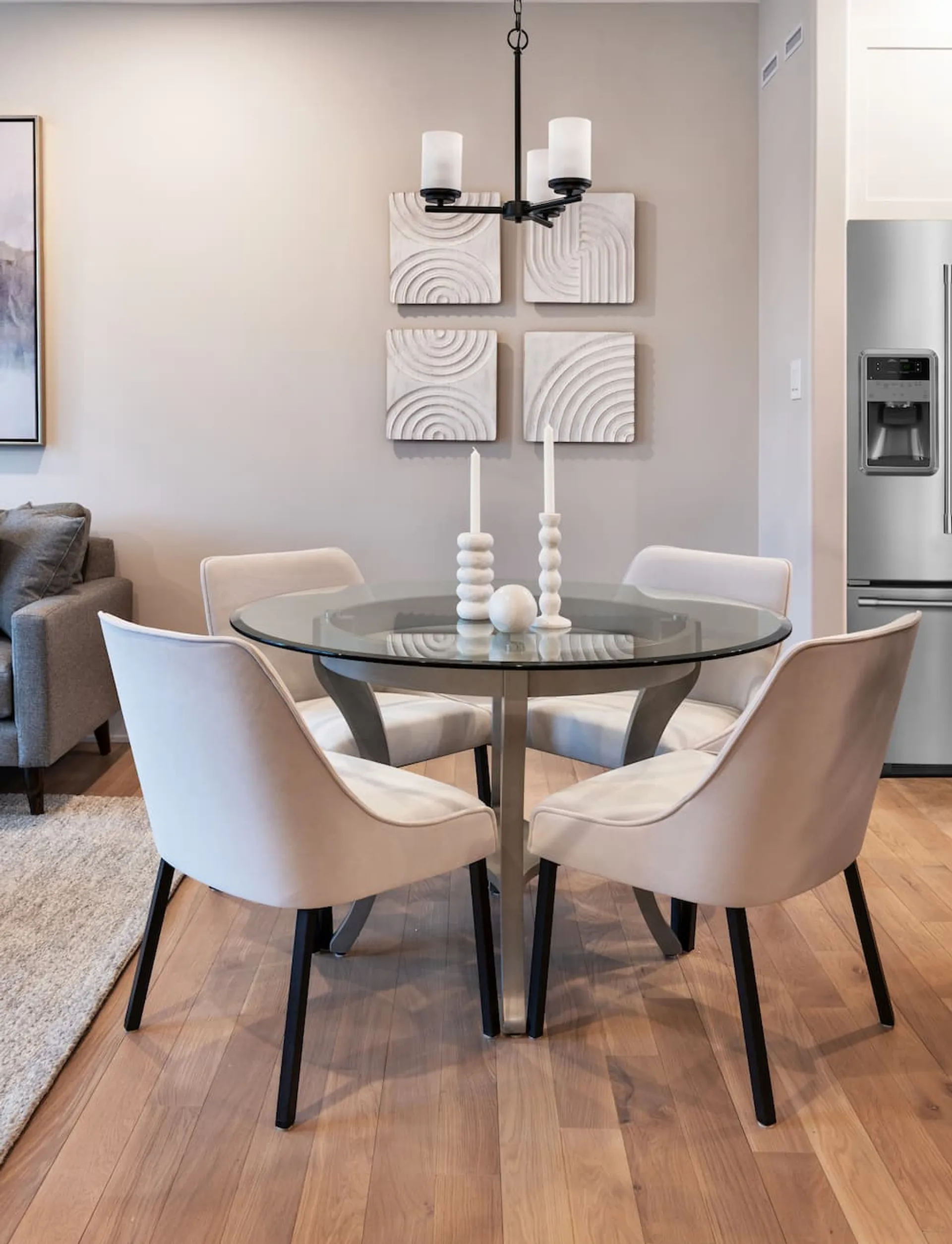 Dining table in Cataraqui Bungalow Townhome at Watercolour, Westport.